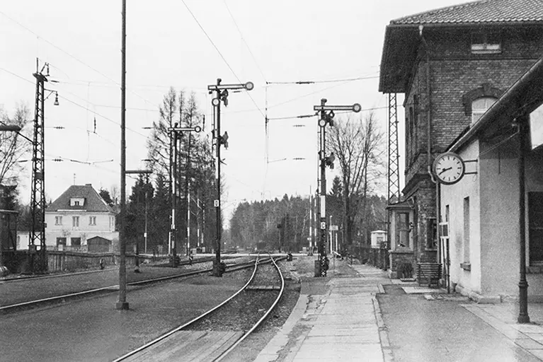 Historische Ansicht: Großhesselohe-Isartalbahnhof